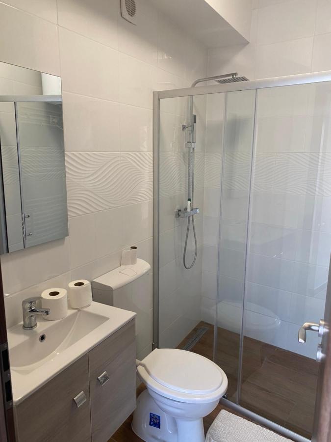 Beugro Lak Hotel Esztergom Luaran gambar