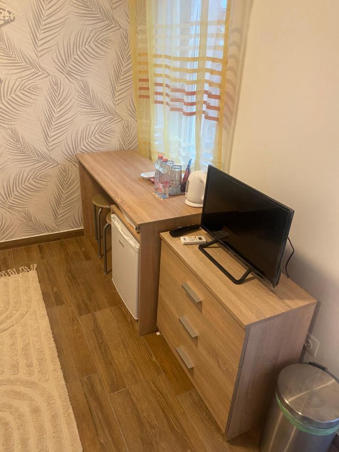 Beugro Lak Hotel Esztergom Luaran gambar